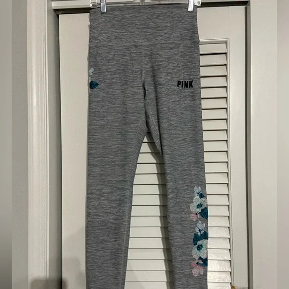 Victoria's Secret PINK Ultimate Gray Leggings - Picture 5 of 8